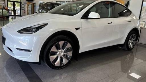 TESLA MODEL Y 2023 7SAYGDEE6PF797962 image